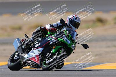 media/Oct-08-2022-SoCal Trackdays (Sat) [[1fc3beec89]]/Turn 14 (1050am)/